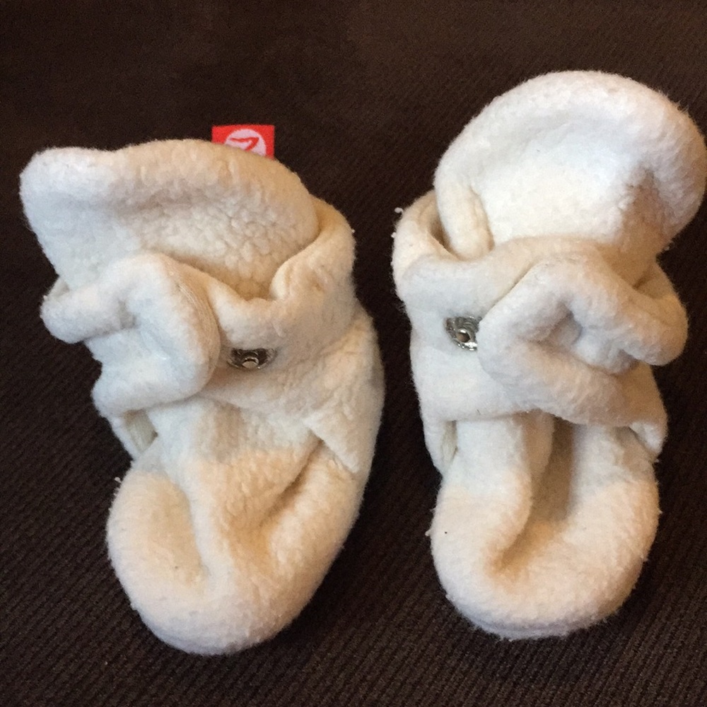 Zutano baby shoes